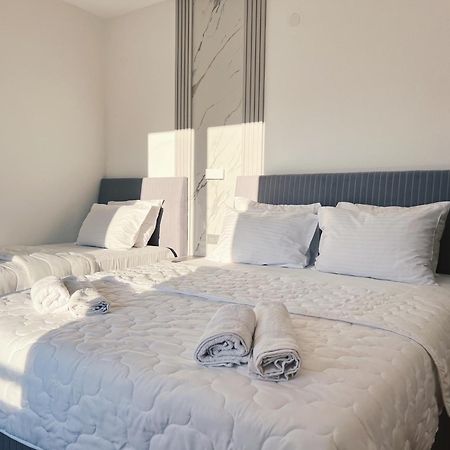 Apartments Fat E Jet - Pool & Breakfast Ulcinj Extérieur photo