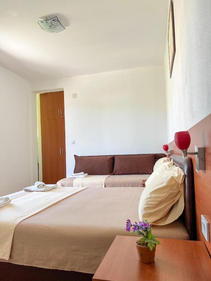 Apartments Fat E Jet - Pool & Breakfast Ulcinj Extérieur photo