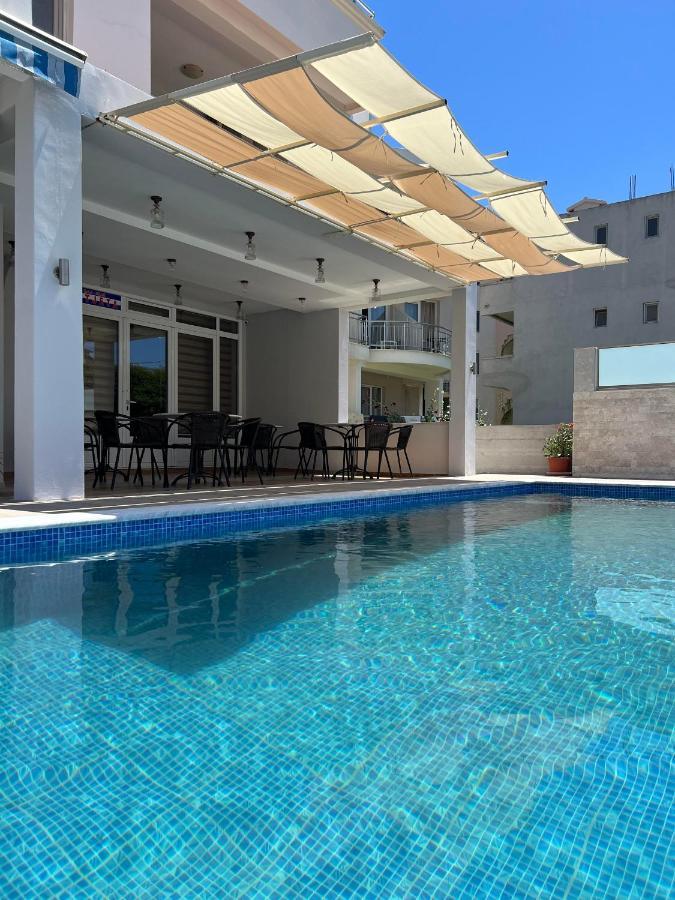 Apartments Fat E Jet - Pool & Breakfast Ulcinj Extérieur photo