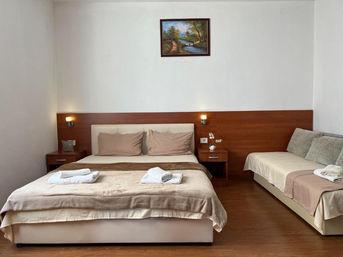Apartments Fat E Jet - Pool & Breakfast Ulcinj Extérieur photo