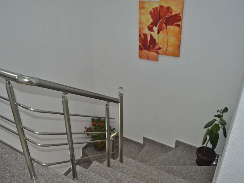 Apartments Fat E Jet - Pool & Breakfast Ulcinj Extérieur photo