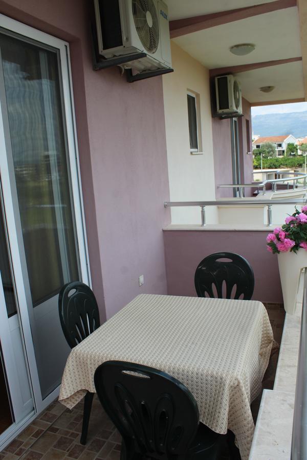 Apartments Fat E Jet - Pool & Breakfast Ulcinj Extérieur photo