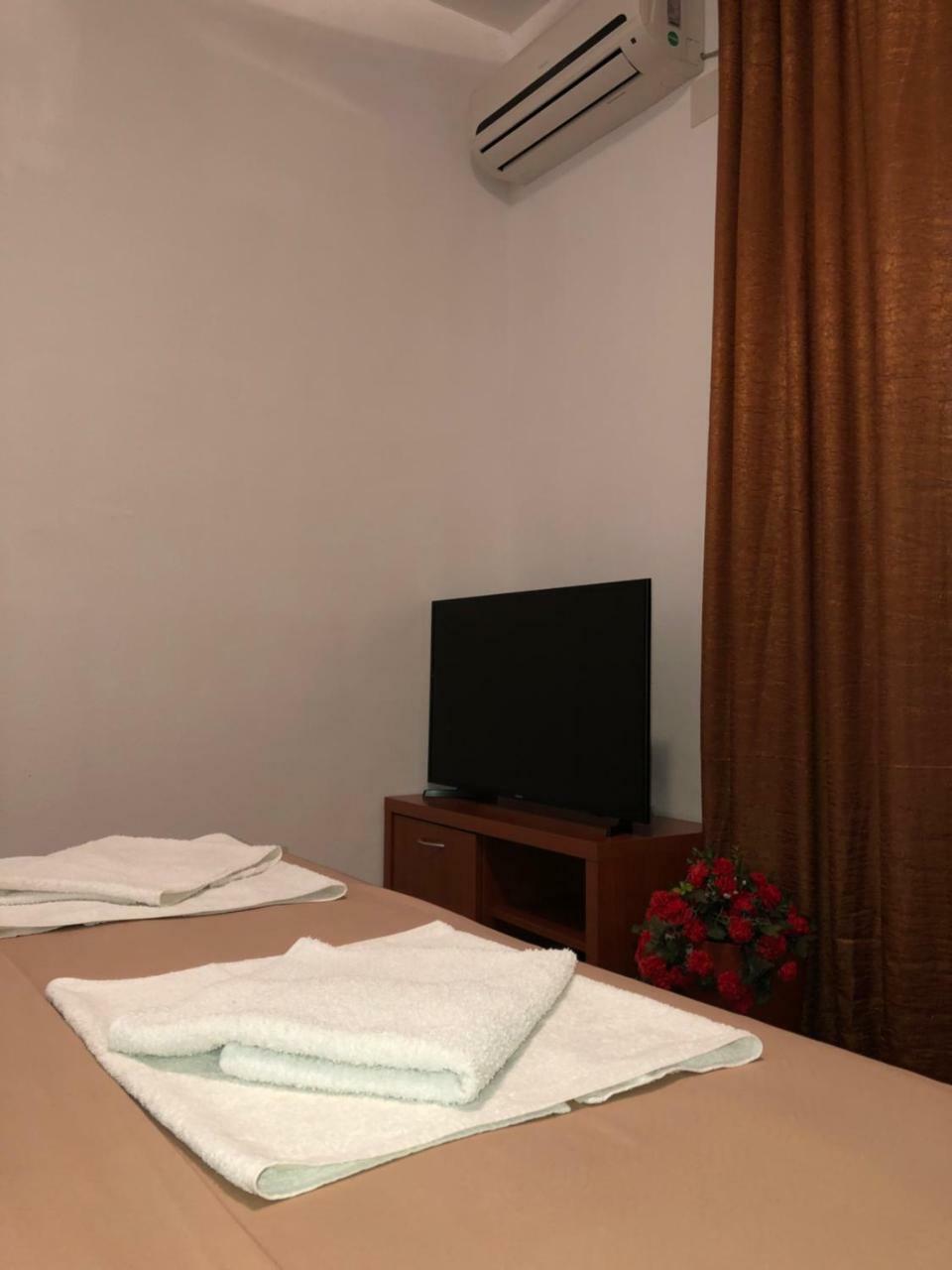 Apartments Fat E Jet - Pool & Breakfast Ulcinj Extérieur photo